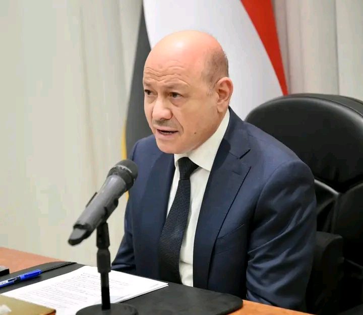 الرئيس: مليشيا الحوثي حولت مناطق سيطرتها الى أسوأ مكان على وجه الارض