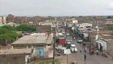 الرصاص يقتحم منازل المواطنين في أحور.. ومطالبات عاجلة لمحافظ أبين بإنهاء فوضى السلاح