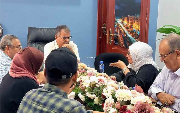 السباعي تؤكد أهمية تنظيم المشاركة المجتمعية لتعزيز الخدمات الصحية في عدن