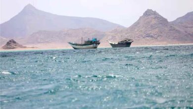 السعودية تبحث تشكيل تحالف دولي لحماية الملاحة في البحر الأحمر من هجمات الحـ.ـوثيين