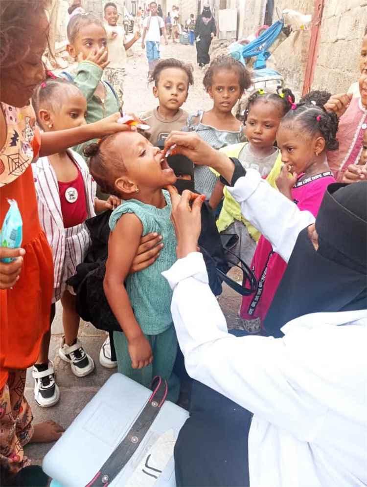 السلطة المحلية بمديرية المعلا: انطلاق النشاط الإيصالي لاستدراك الأطفال المتخلفين عن التحصين