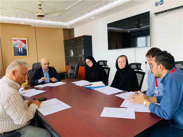 الشرجبي يبحث مع منظمة سوليدارتي مشروع تعزيز أنظمة المياه والصرف الصحي في تعز