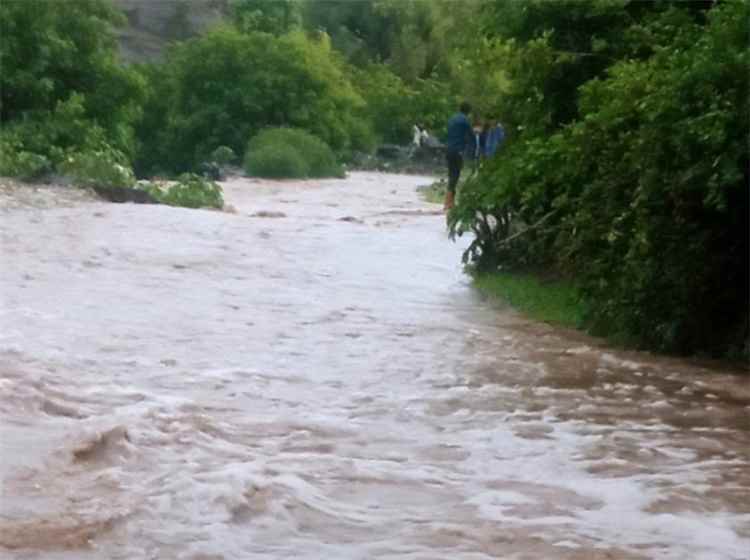 العثور على جثث مجهولة الهوية في الضالع جرفتها السيول