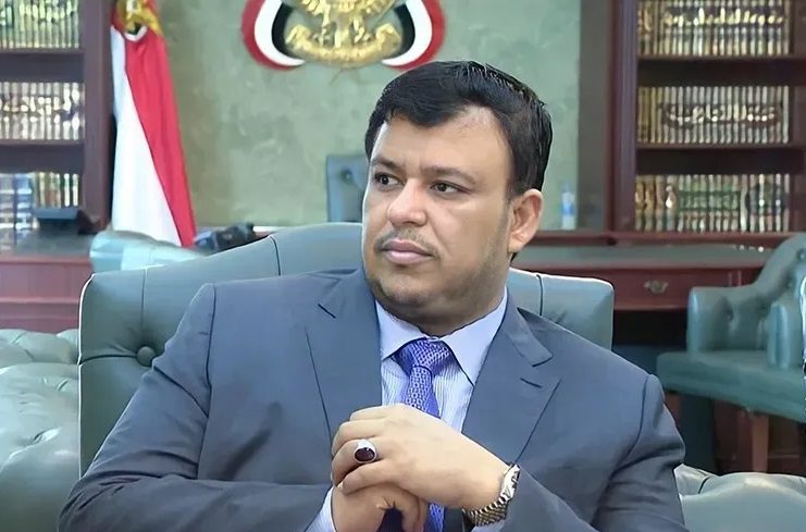 العليمي يتوعد بالخيار العسكري: جاهزون لأي مواجهة عسكرية مع الحوثيين إذا فُرضت الحرب مجددًا