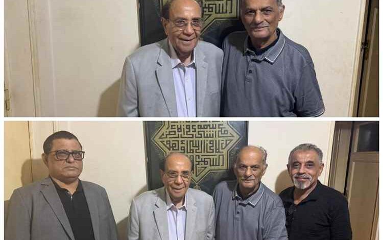 القيادي محمد علي أحمد يستقبل الرئيس المهندس حيدر العطاس في منزله بمصر