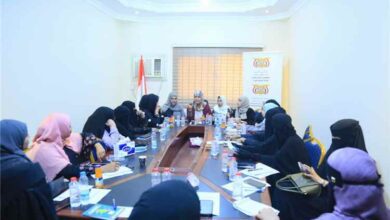 اللجنة الوطنية للمرأة تجتمع بعضواتها في الوزارات والهيئات الحكومية لبحث تحديات العمل وتمكين المرأة مؤسسيًا