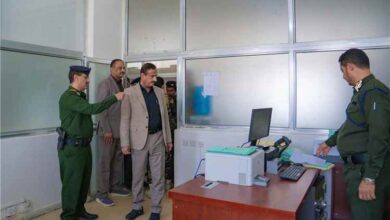 المحافظ بن الوزير يطّلع على نشاط فرع مصلحة الجوازات ويوجه بتسهيل الإجراءات للمواطنين