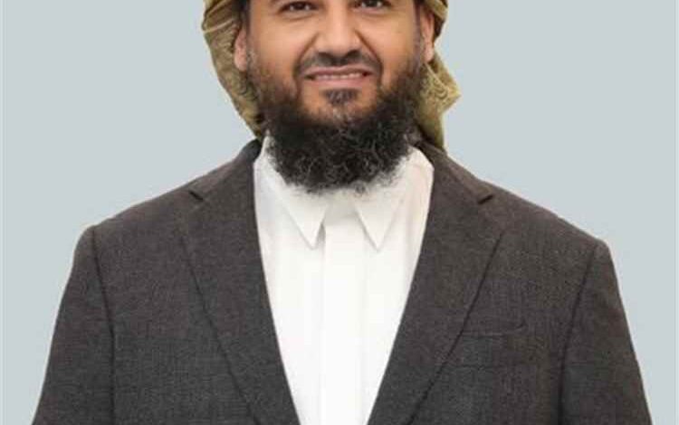 المحرمي يوجه رسالة نارية للحـ.ـوثيين: بنادقنا جاهزة لمعركة إنهاء الانقلاب