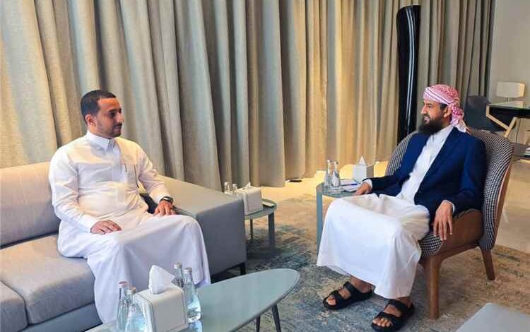 المحرّمي يستقبل رئيس هيئة الأراضي ويشدد على حماية ممتلكات الدولة وتحديث أنظمة العمل