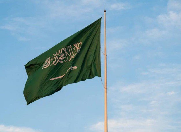 المملكة تدين الهجوم على سفينتين في ميناء دمياط وتؤكد تضامنها مع مصر