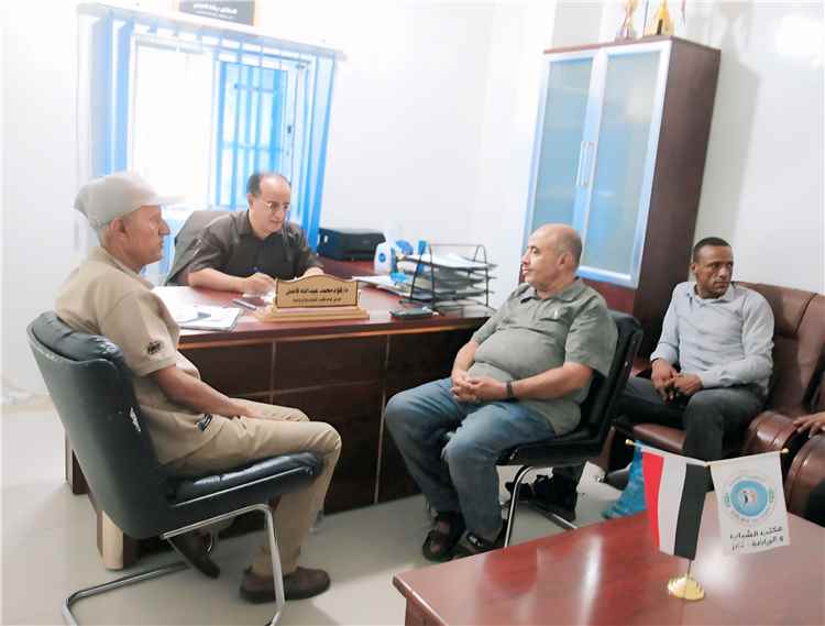 المهندس فؤاد فاضل يعقد اجتماعاً تنسيقياً لإطلاق البطولة التنشيطية لكرة السلة بتعز