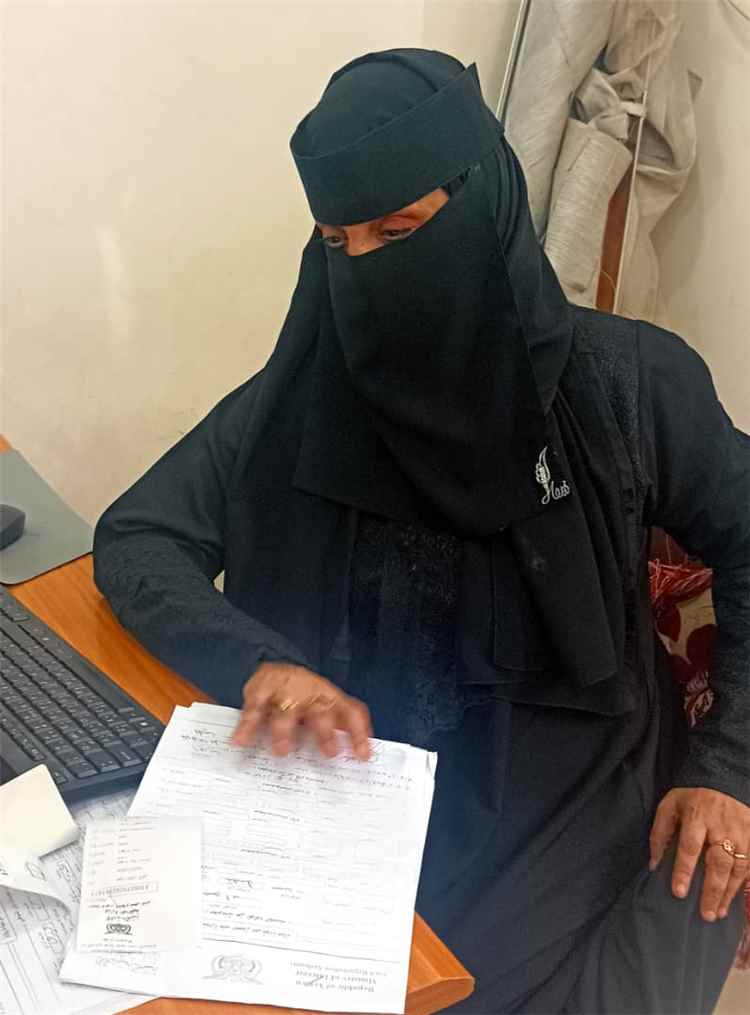 النقيب / فاطمة الشرجبي : ماضون في عملنا بنجاح ونساعد المواطن باستخراج البطاقة الذكية