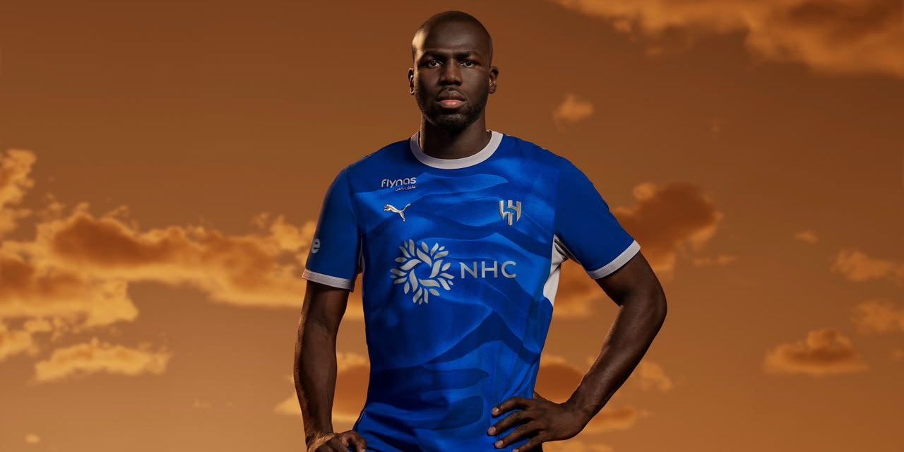 الهجوم يتحول إلى إشادة.. جماهير الهلال تكشف سر الطقم الجديد
