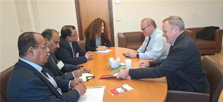 الوزير السقطري يبحث مع مسؤول بمنظمة (الفاو) تعزيز التعاون المشترك