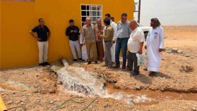 المشهد اليمني - الوزير الشرجبي يتفقد حقل مياه فوري غرب مدينة الغيظة