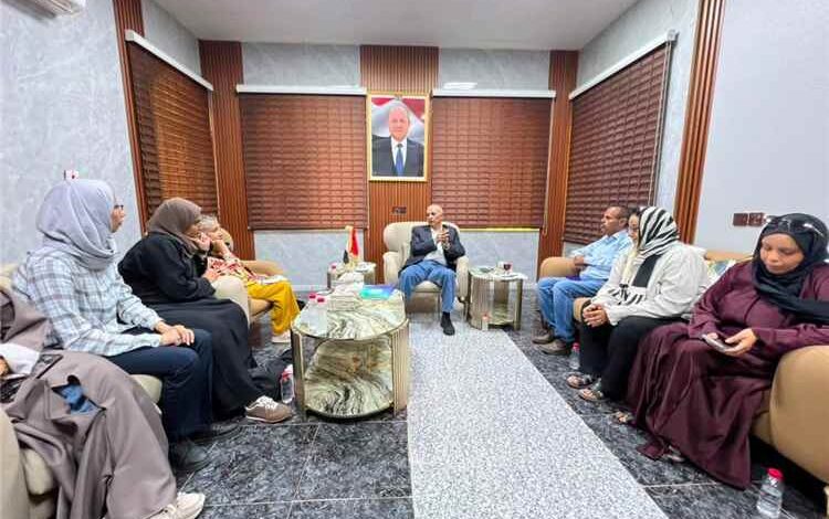 الوزير الشرجبي يناقش مع وفد القمة النسوية تعزيز التعاون في قضايا المياه والبيئة