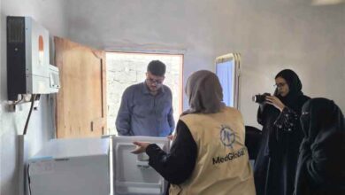 الوكيل المساعد لقطاع السكان يطلع على خدمات العيادات الصديقة للمرأة في مديرية البريقة بعدن