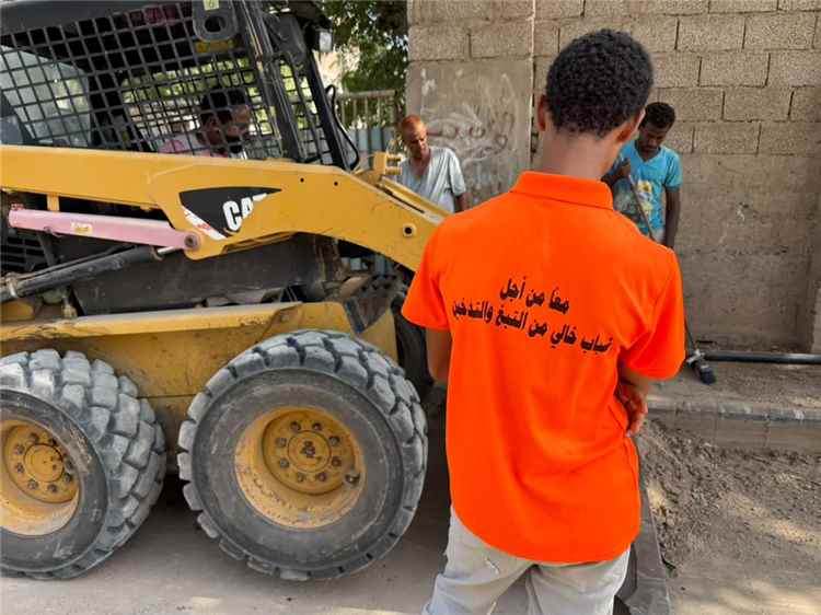 انطلاق حملة نظافة شاملة في ٥١ حارة بالحوطة لإعادة الوجه الحضاري للمدينة