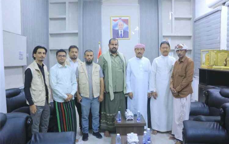 بارباع والجهوري يطلعان  على خطة مؤسسة "الناصر" لتأهيل الاستاد الأولمبي بسيئون