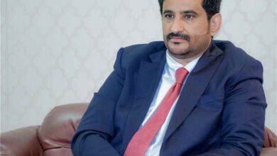 بالحقائق والأرقام الأممية.. نائب وزير النقل يكشف زيف ادعاءات الحوثيين بشأن حصار ميناء الحديدة