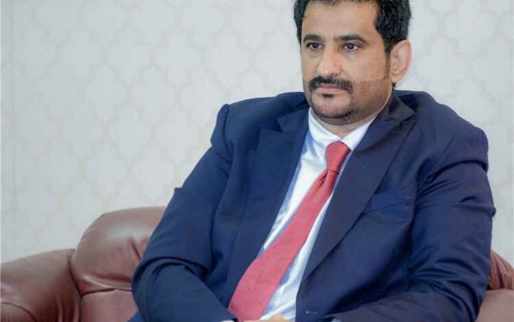 بالحقائق والأرقام الأممية.. نائب وزير النقل يكشف زيف ادعاءات الحوثيين بشأن حصار ميناء الحديدة