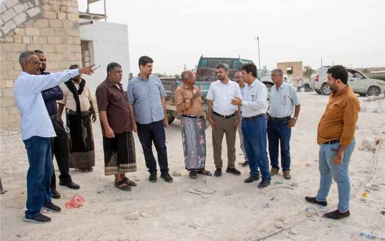 بتوجيهات محافظ حضرموت.. نزول ميداني لتفقد محاجر غيل باوزير تمهيدًا لرفع تقرير شامل