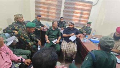 بحضور قيادات أمنية وعسكرية.. تنفيذ إجراءات الاستلام والتسليم في الأمن الوطني وإدارة أمن المسيمير