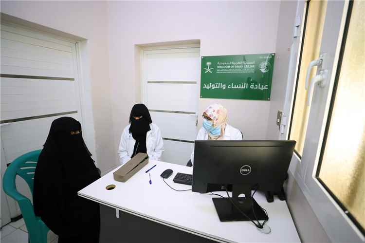 بدعم مركز الملك سلمان.. مركز الجعدة الصحي بحجة يقدم خدماته لـ (8.263) مستفيدًا خلال يونيو الماضي