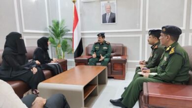 تحركات حكومية في عدن لحشد دعم دولي للقطاع الأمني.. لقاء رفيع يبحث تعزيز الأمن والاستقرار ومواجهة انتهاكات الحوثيين