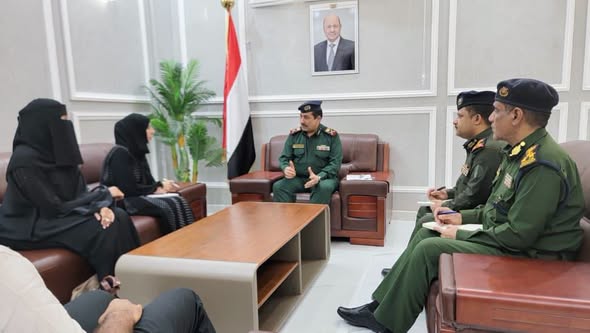 تحركات حكومية في عدن لحشد دعم دولي للقطاع الأمني.. لقاء رفيع يبحث تعزيز الأمن والاستقرار ومواجهة انتهاكات الحوثيين