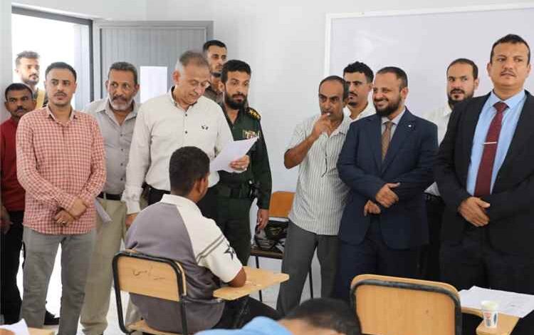 تدشين الاختبارات النظرية في المعاهد التقنية والمهنية بالعاصمة المؤقتة عدن