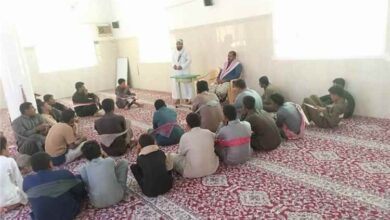تدشين المركز الصيفي السادس عشر بجامع المخارم بمديرية رخية