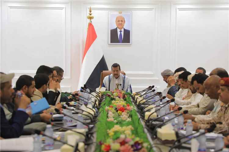 تنفيذي مأرب يناقش تقارير أداء مكاتب التخطيط والأشغال ووحدة النازحين واللجنة الوطنية للمرأة