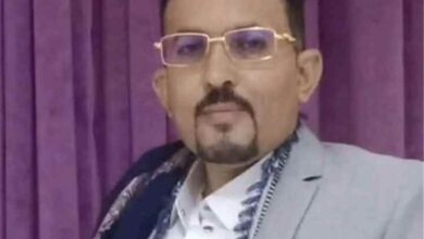 المشهد اليمني - توتر عسكري ومحاصرة منزل قيادي في صنعاء عقب إعلان انشقاقه عن الحوثيين