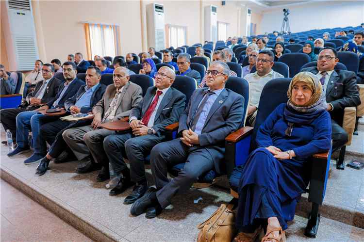 جامعة عدن والأكاديمية العربية تختتمان المؤتمر الدولي الأول للتحول الرقمي