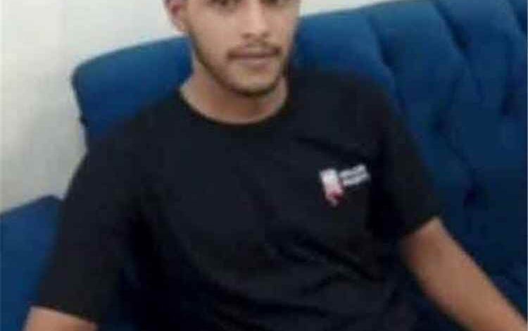 جريمة مروعة تهز البيضاء.. مقتل شاب دهسًا عقب خلاف على إلقاء مخلفات دواجن في مديرية الطفة