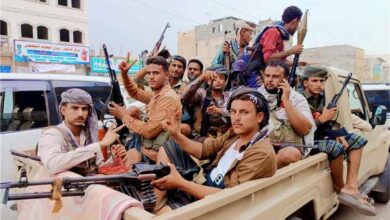 جموع قبلية من ردفان تصل عدن رفضًا لأي توجه لإطلاق سراح متهمين باغتيال الشهيد ثابت جواس