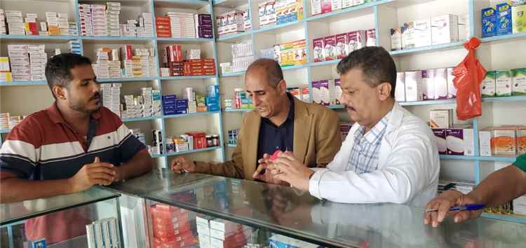 حملة رقابية مشتركة تضبط مخالفات في عدد من صيدليات التواهي وتتخذ إجراءات قانونية بحق المخالفين