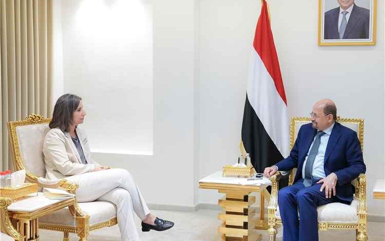 رئيس الوزراء يستقبل في عدن مديرة مكتب مجموعة البنك الدولي