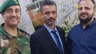 رئيس تشريعي عدن "مروان انجلان" يزور مأمور مديرية المنصورة وقائد قطاعها الأمني