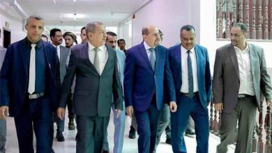 رئيس مجلس القضاء الأعلى يستقبل رئيس مجلس الوزراء في المجمع القضائي بالعاصمة عدن