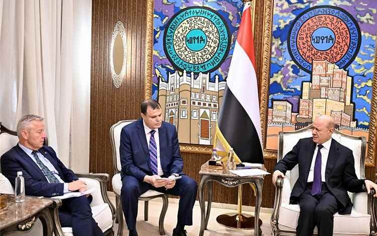 رئيس مجلس القيادة: الدولة فرضت معادلة حازمة للردع دون اغلاق أبواب السلام العادل