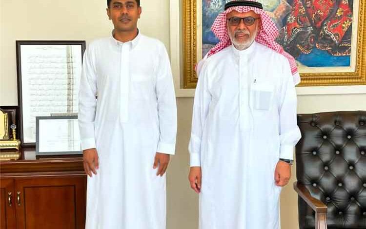 رئيس نادي دوعن يلتقي الرئيس الفخري الشيخ عبدالله بقشان ويبحث سبل دعم النادي