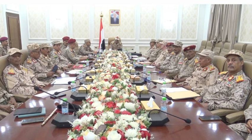 رفع الجاهزية العسكرية في صدارة اجتماع عسكري رفيع لقيادات وزارة الدفاع