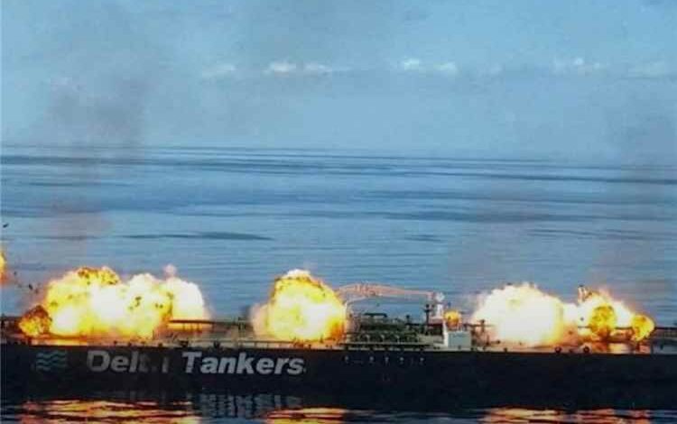 رويترز: إيران تطلب من الحوثيين الاستعداد لإغلاق مضيق باب المندب