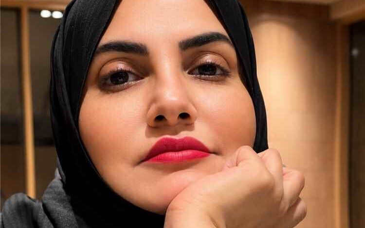 سارة اليافعي: آن الأوان لفرض هيبة الدولة.. واليمنيون سئموا حالة اللا حرب واللا سلم