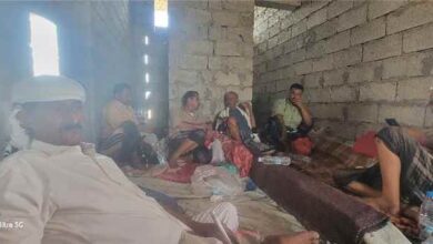 شخصيات اجتماعية وقيادات تنفيذية وعسكرية وسياسية تؤدي واجب العزاء في وفاة المناضل عبد عبده السويسي بطور الباحة