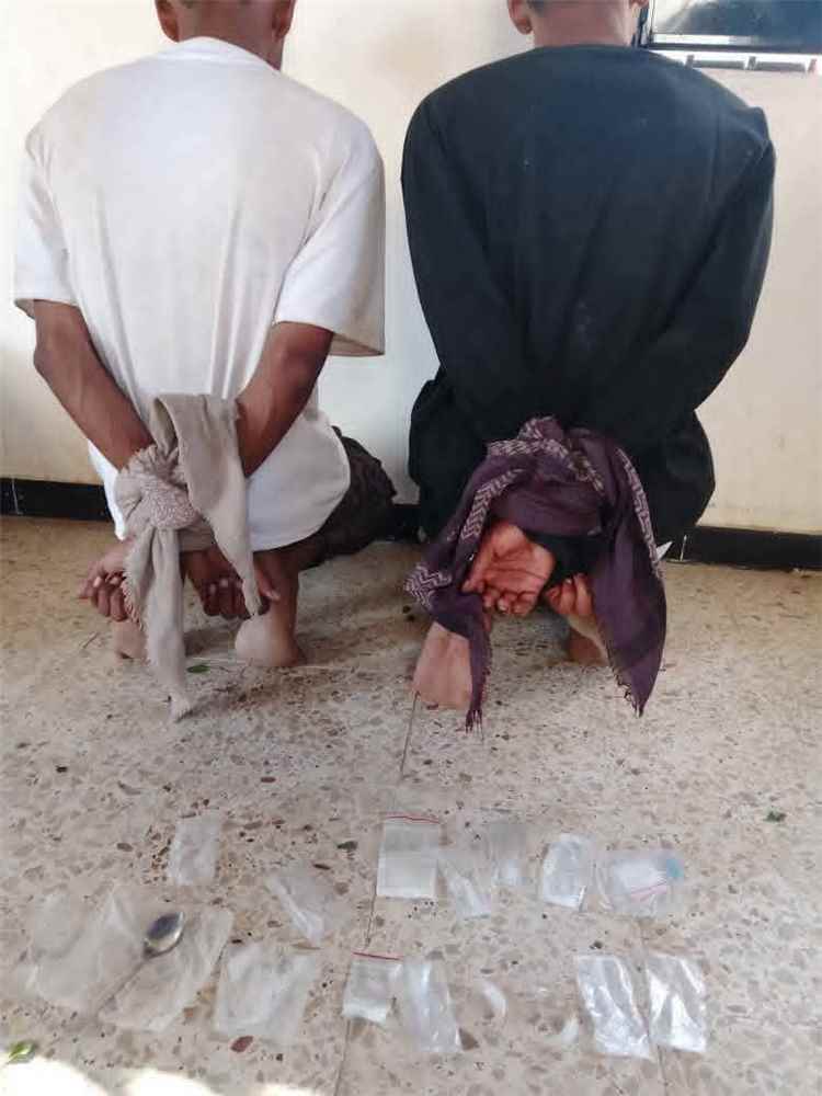 شرطة ميفعة تحيل متهمين بترويج وتعاطي مادة"الشبو" المخدر إلى النيابة العامة