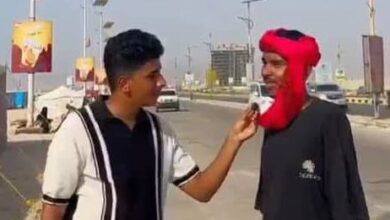 شرطه الآداب بساحل حضرموت تلقي القبض عن صانع محتوى بسبب نشره فيديو خادش للآداب..