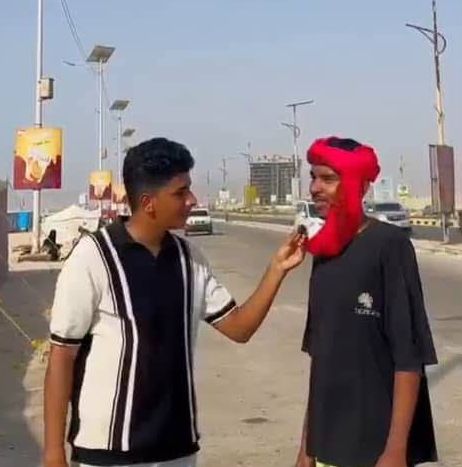 شرطه الآداب بساحل حضرموت تلقي القبض عن صانع محتوى بسبب نشره فيديو خادش للآداب..